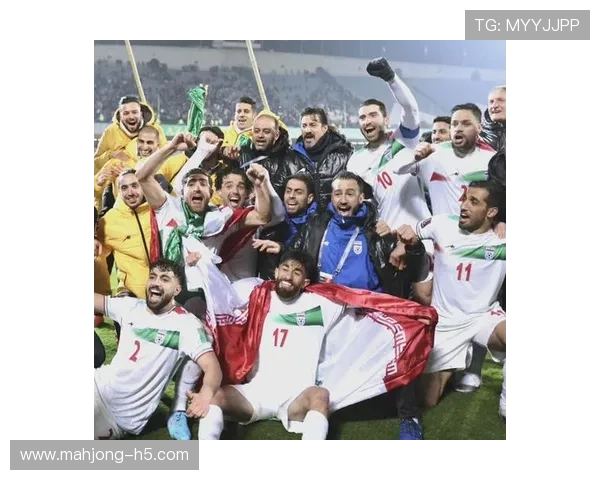 伊朗足球迎战中国队挑战亚洲强敌,双方鏖战一触即发 伊朗足球迎战中国队挑战亚洲强敌,双方鏖战一触即发